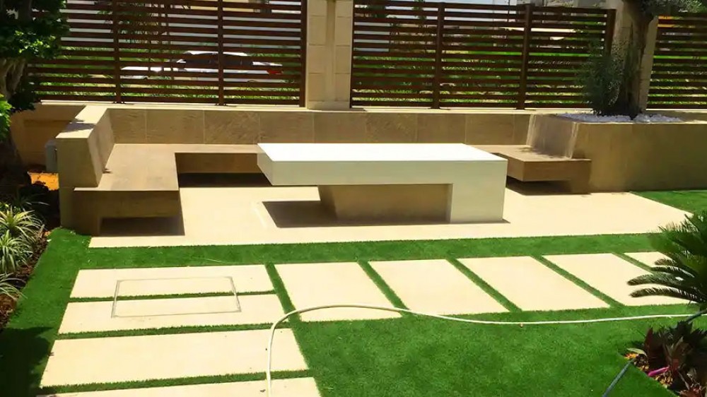 Transform Your Outdoor Spaces with GRC and GRP Planters in Dubai